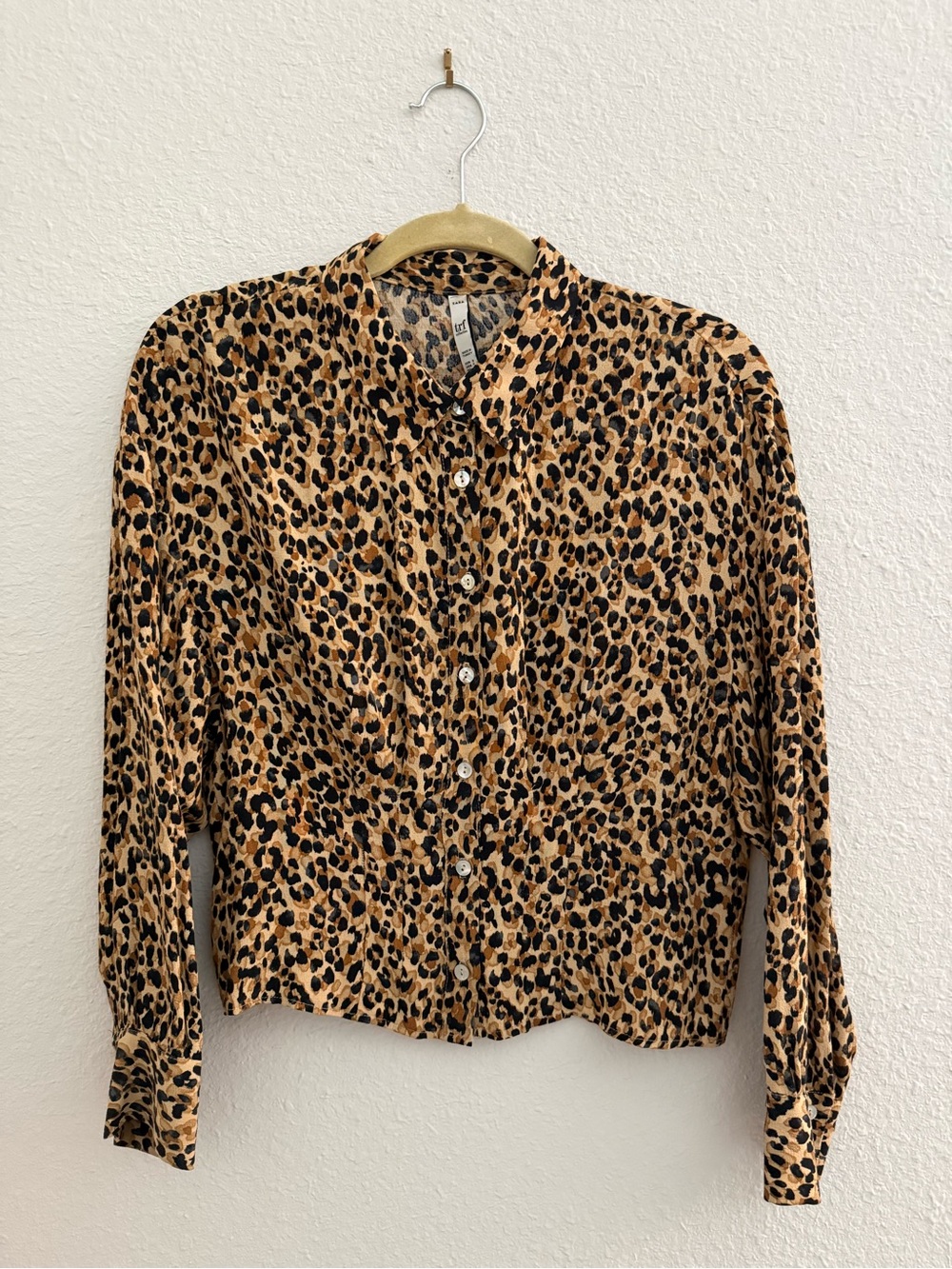 Zara Leopard Print Button-Front Women's Blouse - Animal Print Tan/Black